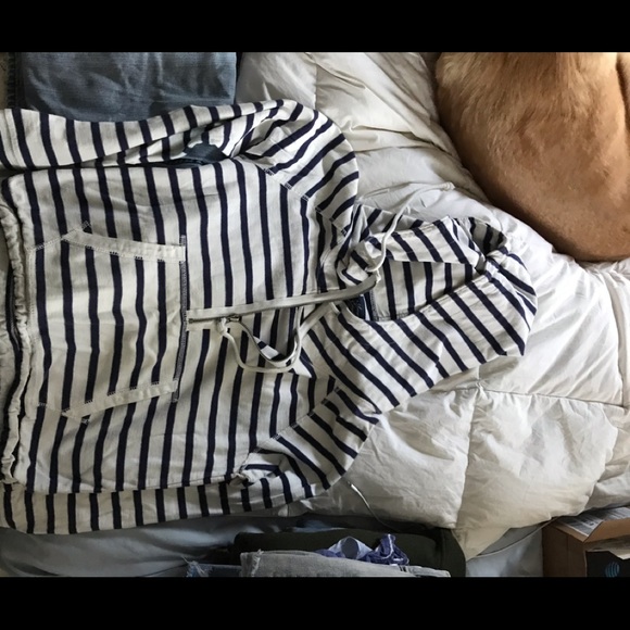Super cute sweatshirt - Picture 1 of 1